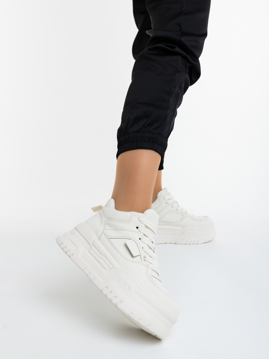 Nandria bézs női sportcipő ökológiai bőrből - Kalapod.hu Nandria bézs női sportcipő ökológiai bőrből - Kalapod.hu