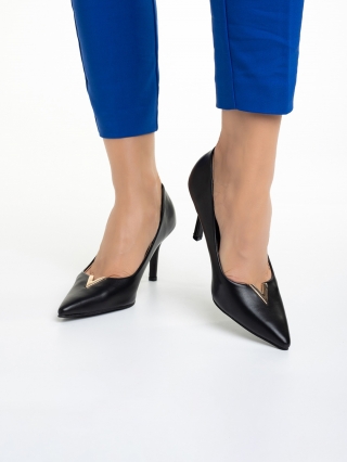 Női cipő, Laurissa fekete női cipő sarokkal, műbőrből készült - Kalapod.hu