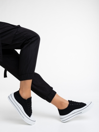 Hot Summer Sale - Kedvezmények Leony fekete női tornacipő  textil anyagból Promóció
