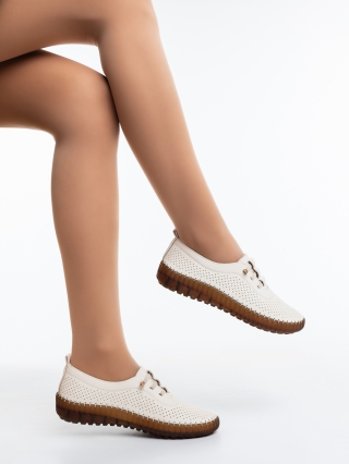 Női cipő, Zararia világos bézs női alkalmi cipő ökológiai bőrből - Kalapod.hu