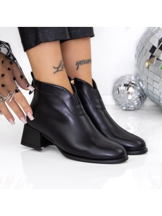 Női bokacsizma, Vastag sarkú bokacsizma Navira Fekete - Kalapod.hu