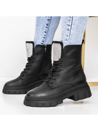 NŐI LÁBBELIK, Puha női csizma Adeka Fekete - Kalapod.hu