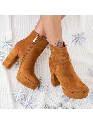 Női bokacsizma, Női bokacsizma sarkú és platform Panada Sárga - Kalapod.hu