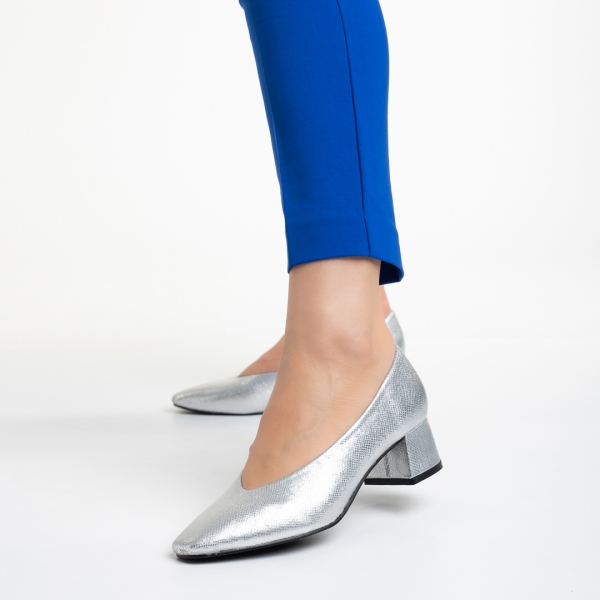 Veda ezüst női cipő sarokkal, műbőrből készült, 3 - Kalapod.hu