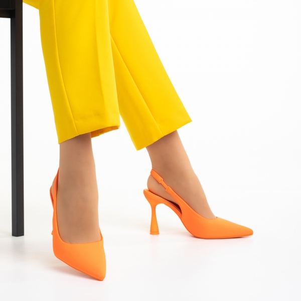 Dolabella narancssárga női cipő sarokkal, textil anyagból készült - Kalapod.hu