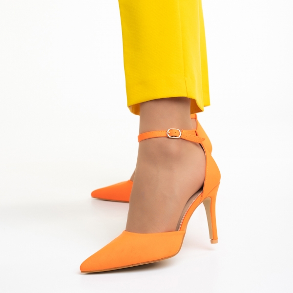 Florene narancssárga női cipő sarokkal, textil anyagból készült, 3 - Kalapod.hu