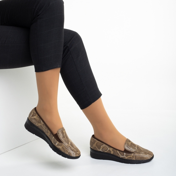 Liora bézs női cipő, valódi bőrből készült, 6 - Kalapod.hu