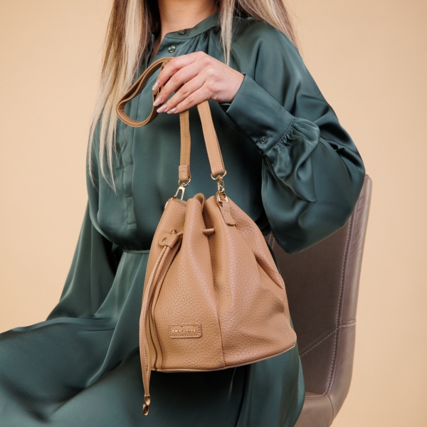 David Jones bézs női táska, Aiza műbőrből készült - Kalapod.hu