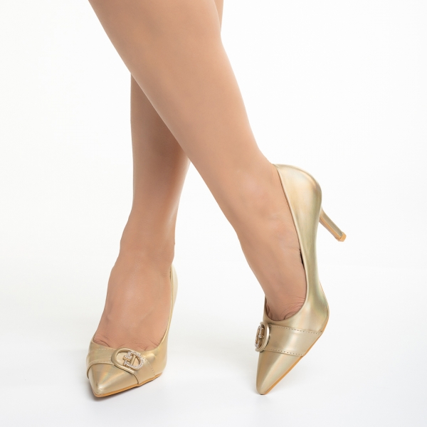 Yuka arany női cipő sarokkal, műbőrből készült, 5 - Kalapod.hu