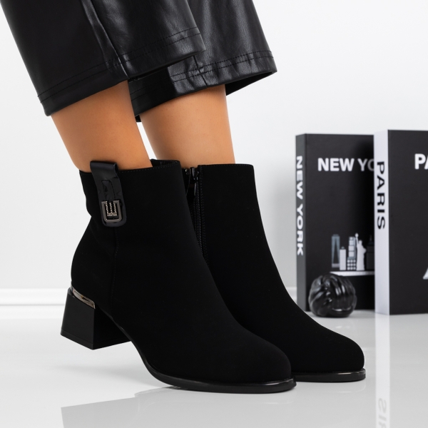 Vastag sarkú bokacsizma Meriva Fekete - Kalapod.hu