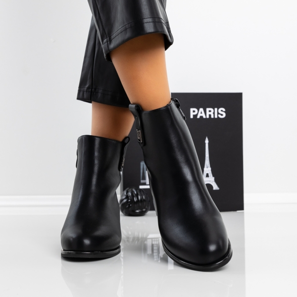 Vastag sarkú bokacsizma Meriva Fekete, 3 - Kalapod.hu