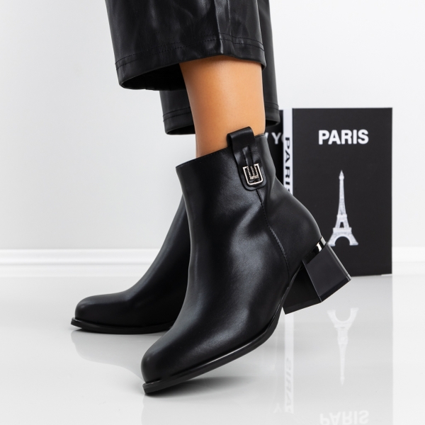 Vastag sarkú bokacsizma Meriva Fekete, 4 - Kalapod.hu