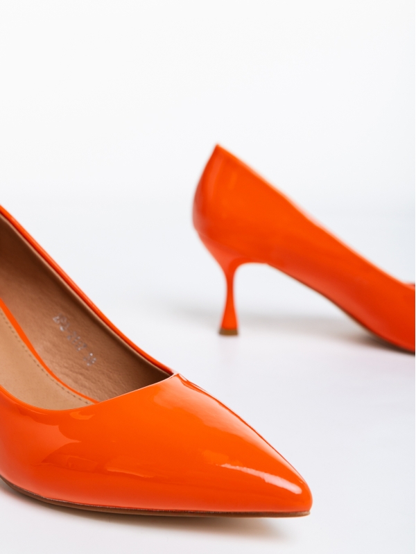 Solene narancssárga, magassarkú cipő, lakkozott ökológiai bőrből, 6 - Kalapod.hu