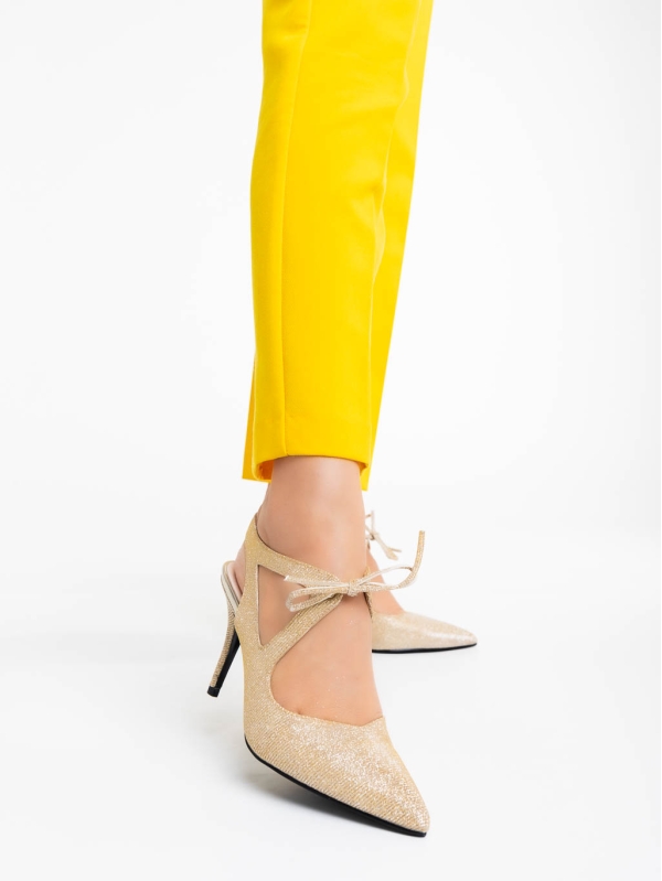 Shaira aranyszínű női cipő textil anyagból, 2 - Kalapod.hu