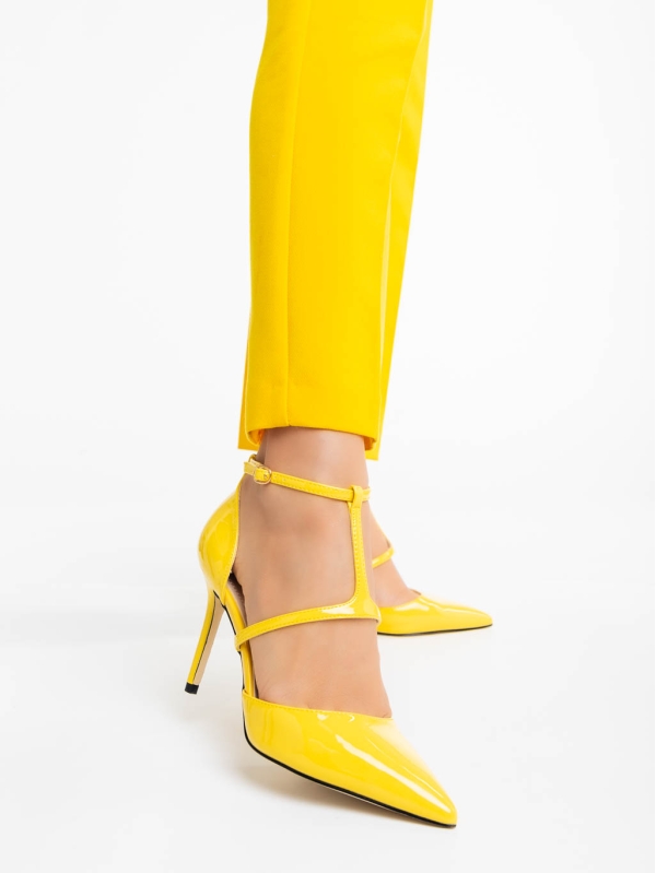Zarela sárga női magassarkú cipő lakkozott ökológiai bőrből, 2 - Kalapod.hu