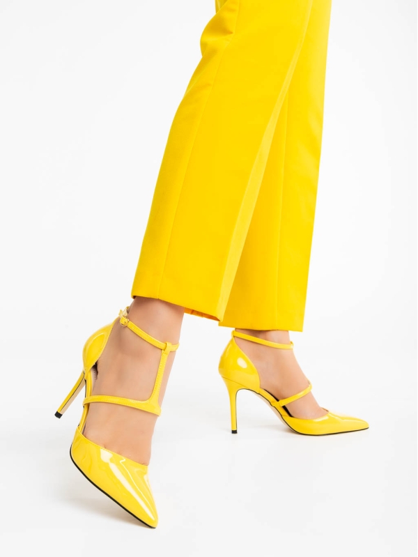 Zarela sárga női magassarkú cipő lakkozott ökológiai bőrből, 3 - Kalapod.hu