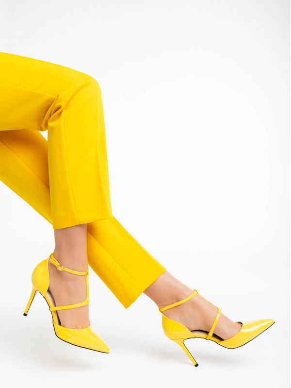 Zarela sárga női magassarkú cipő lakkozott ökológiai bőrből - Kalapod.hu