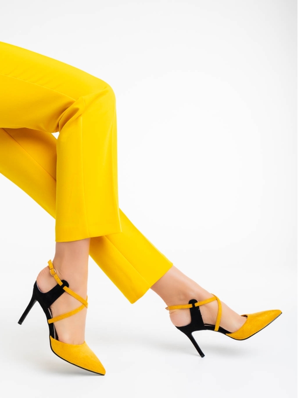 Saleena sárga női magassarkú cipő textil anyagból - Kalapod.hu