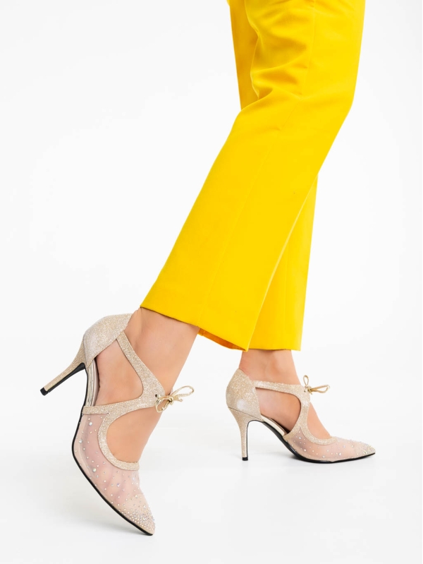 Tinara aranyszínű női magassarkú cipő textil anyagból, 2 - Kalapod.hu