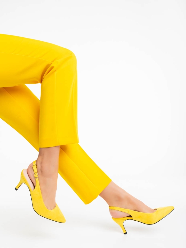 Opaline sárga női magassarkú cipő textil anyagból, 3 - Kalapod.hu
