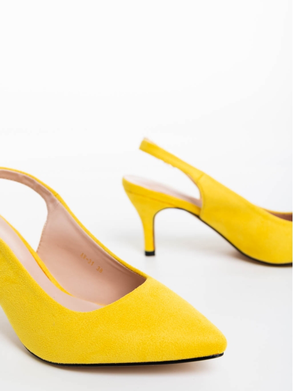 Opaline sárga női magassarkú cipő textil anyagból, 6 - Kalapod.hu