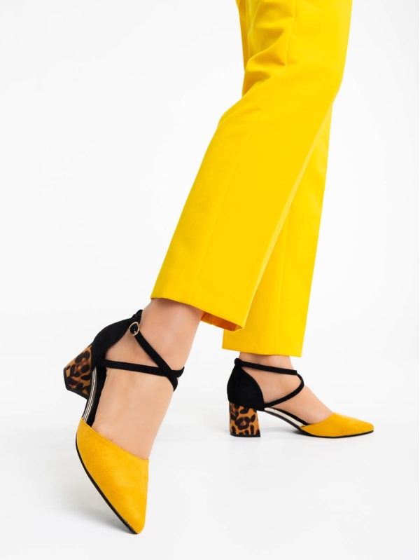 Sisley sárga női magassarkú cipő textil anyagból, 3 - Kalapod.hu