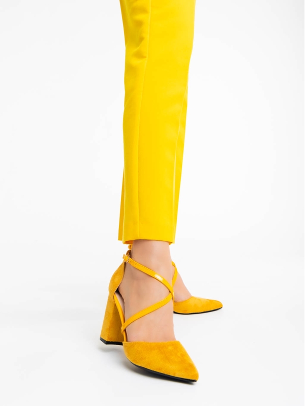 Sirenna sárga női magassarkú cipő textil anyagból, 2 - Kalapod.hu