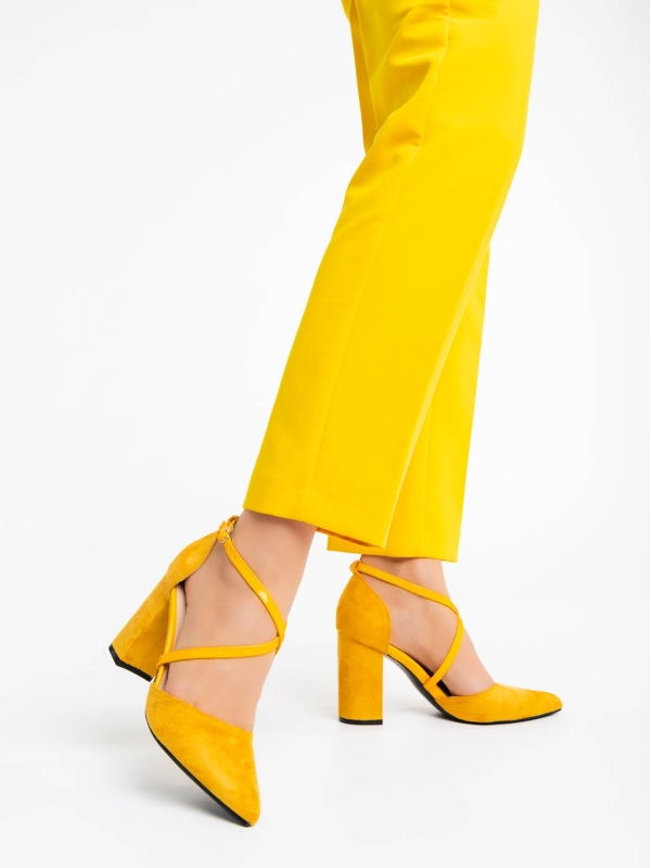 Sirenna sárga női magassarkú cipő textil anyagból - Kalapod.hu