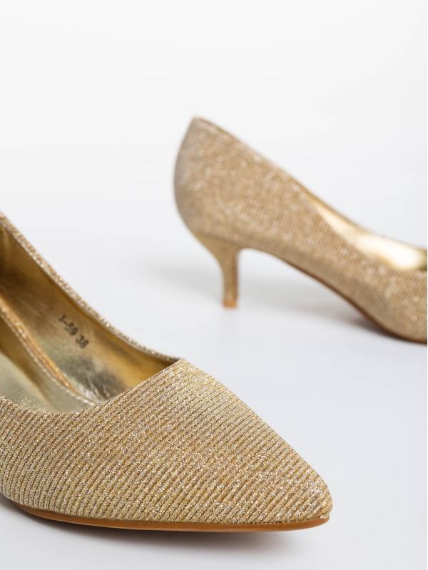 Desma aranyszínű női magassarkú cipő textil anyagból, 6 - Kalapod.hu