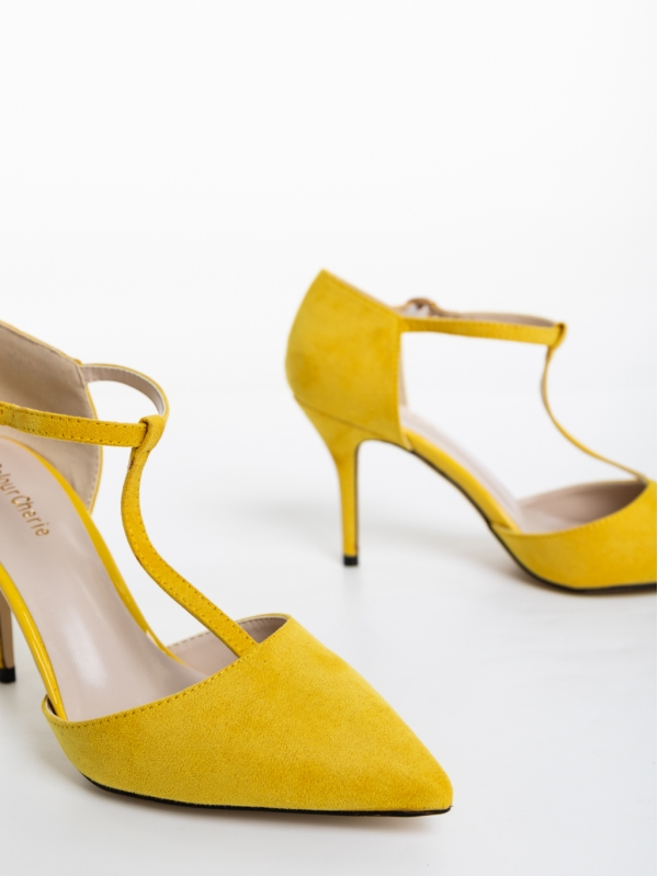 Giuls sárga női magassarkú cipő textil anyagból, 6 - Kalapod.hu