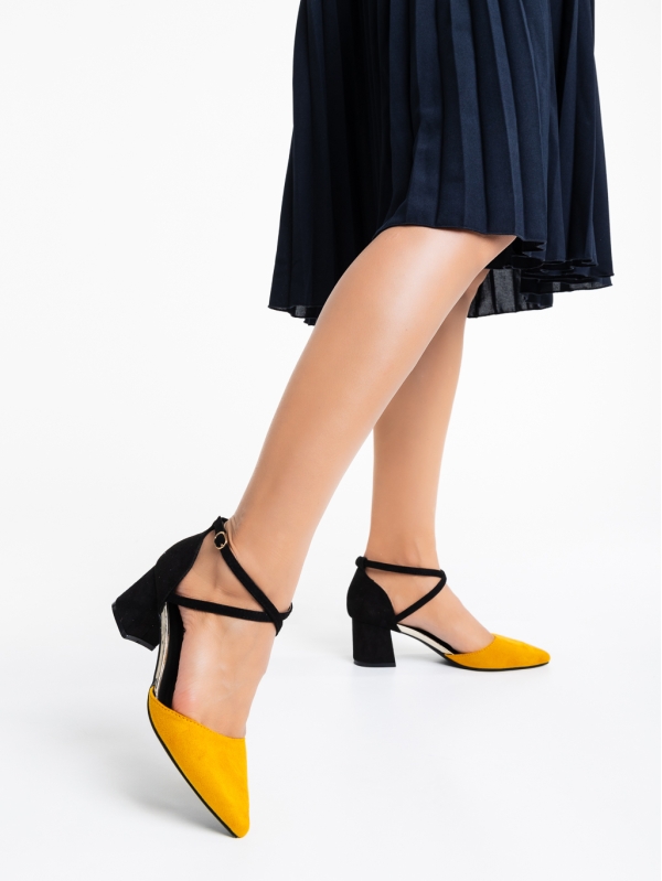 Sisley sárga női magassarkú cipő textil anyagból, 3 - Kalapod.hu