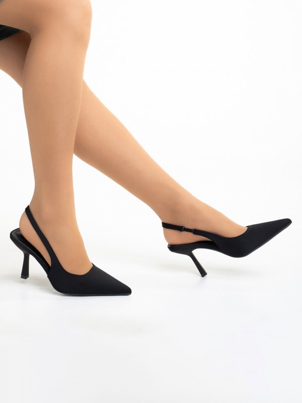 Oveta fekete női cipő sarokkal, textil anyagból készült - Kalapod.hu