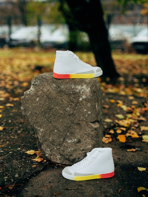 Kianna fehér és sárga, női sport cipő,  ökológiai bőrből - Kalapod.hu