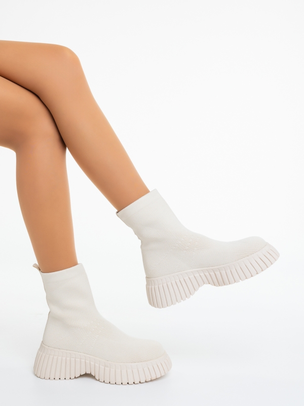 Női platform bakancs Janaki Bézs, 4 - Kalapod.hu