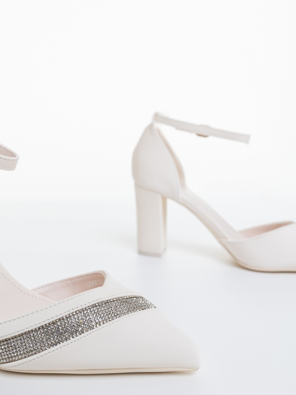 Vastag sarkú cipő Orsola Bézs, 6 - Kalapod.hu