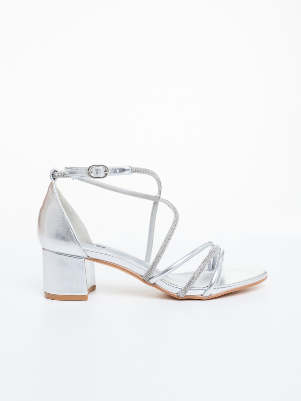 Vastag sarkú női szandál Survana Ezüst, 5 - Kalapod.hu