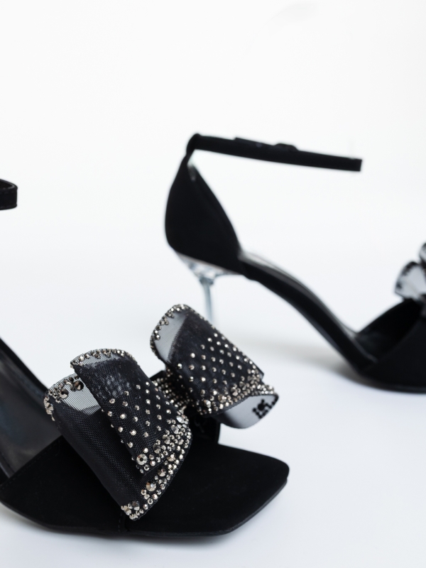 Karcsú sarkú női szandál Lyanna Fekete, 6 - Kalapod.hu