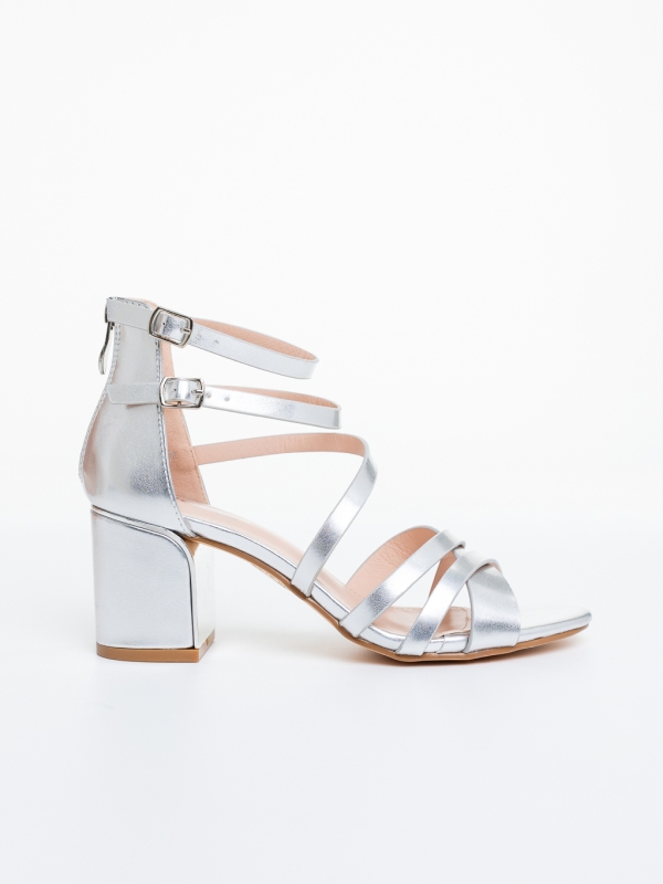 Vastag sarkú női szandál Goldy Ezüst, 5 - Kalapod.hu