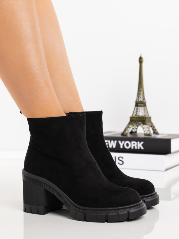 Vastag sarkú bokacsizma Olana Fekete - Kalapod.hu