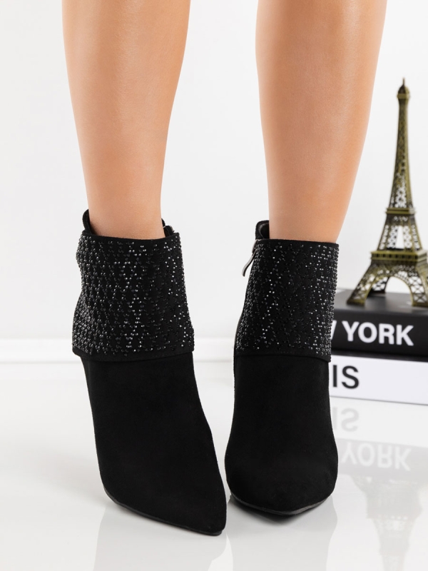 Vékony sarkú bokacsizma Onaka Fekete, 4 - Kalapod.hu