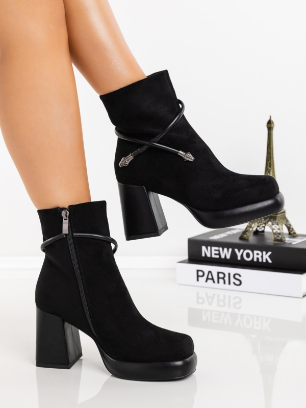 Vastag sarkú bokacsizma Onyva  Fekete, 3 - Kalapod.hu